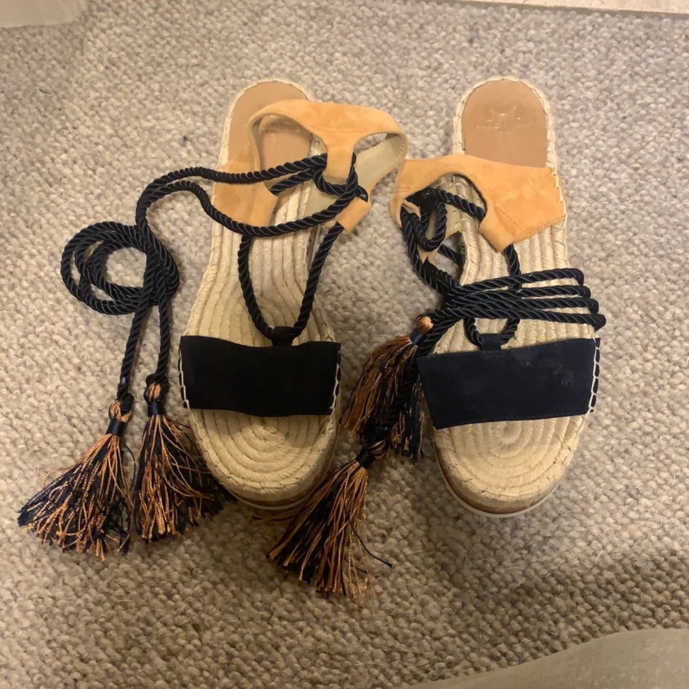 Marc Fisher ankle lace flat form